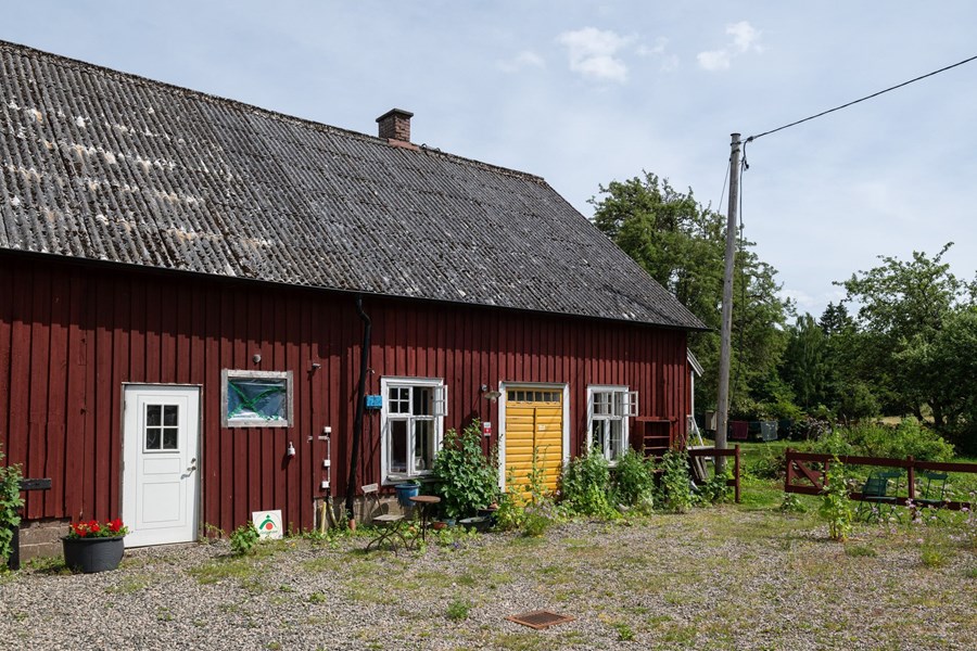 828203-420-1_084